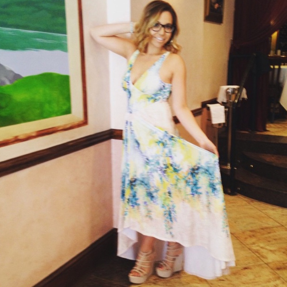 Bebe Halter High Low Floral Dress🌸🌷🌻